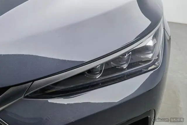 BYD Tang DM DM 2.0T four-wheel drive high-performance version of the Genesis flagship