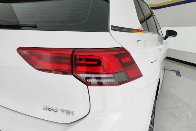 Volkswagen golf 280TSI DSG Pro 20th Anniversary
