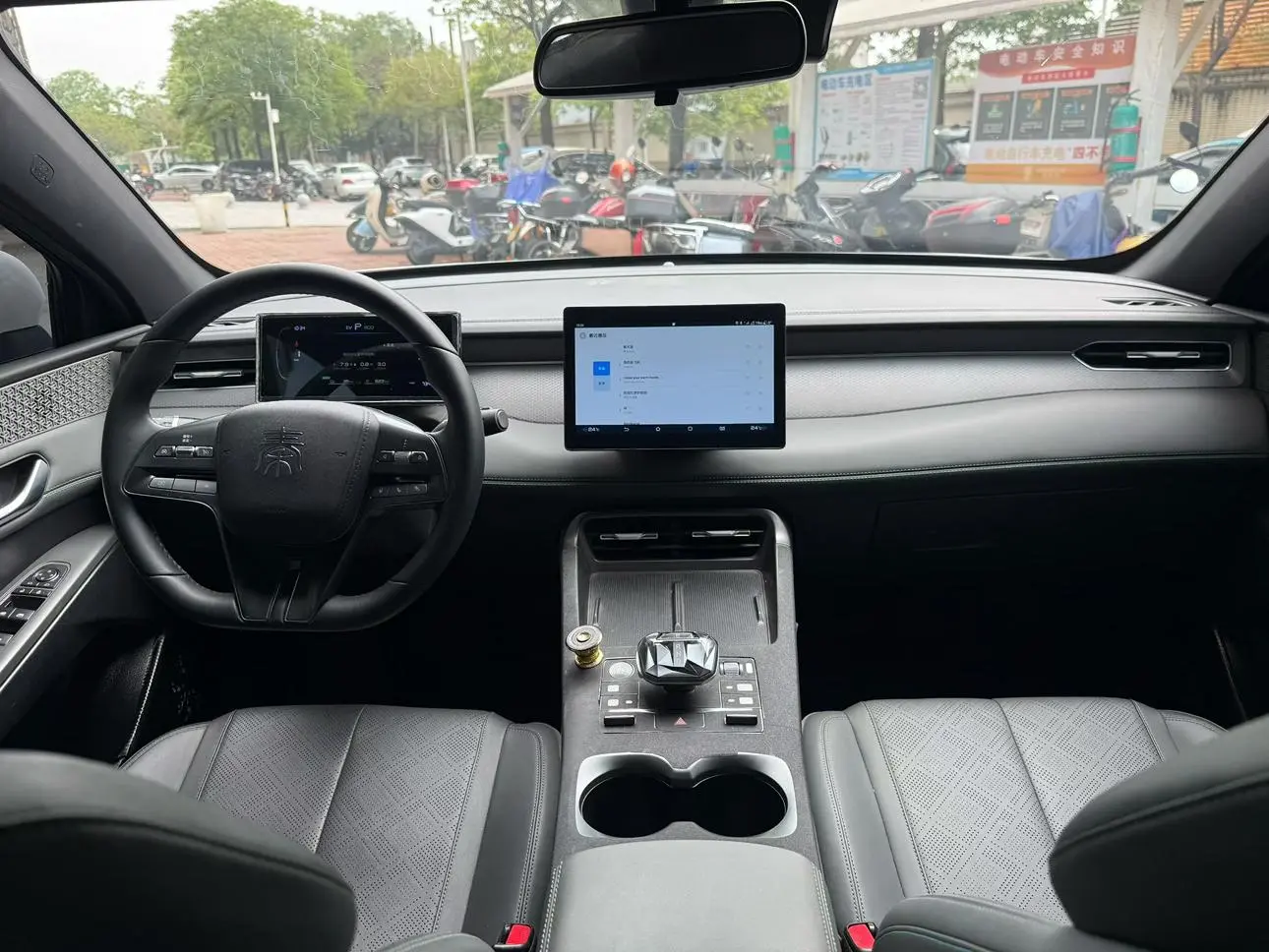 BYD Qin PLUS DM Smart driving version DM-i 55KM leading type