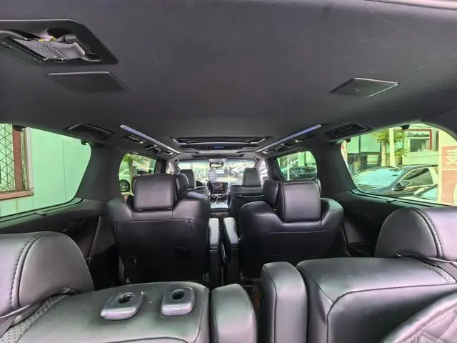 TOYOTA Wilfa Dual engine 2.5L HV Premium Edition