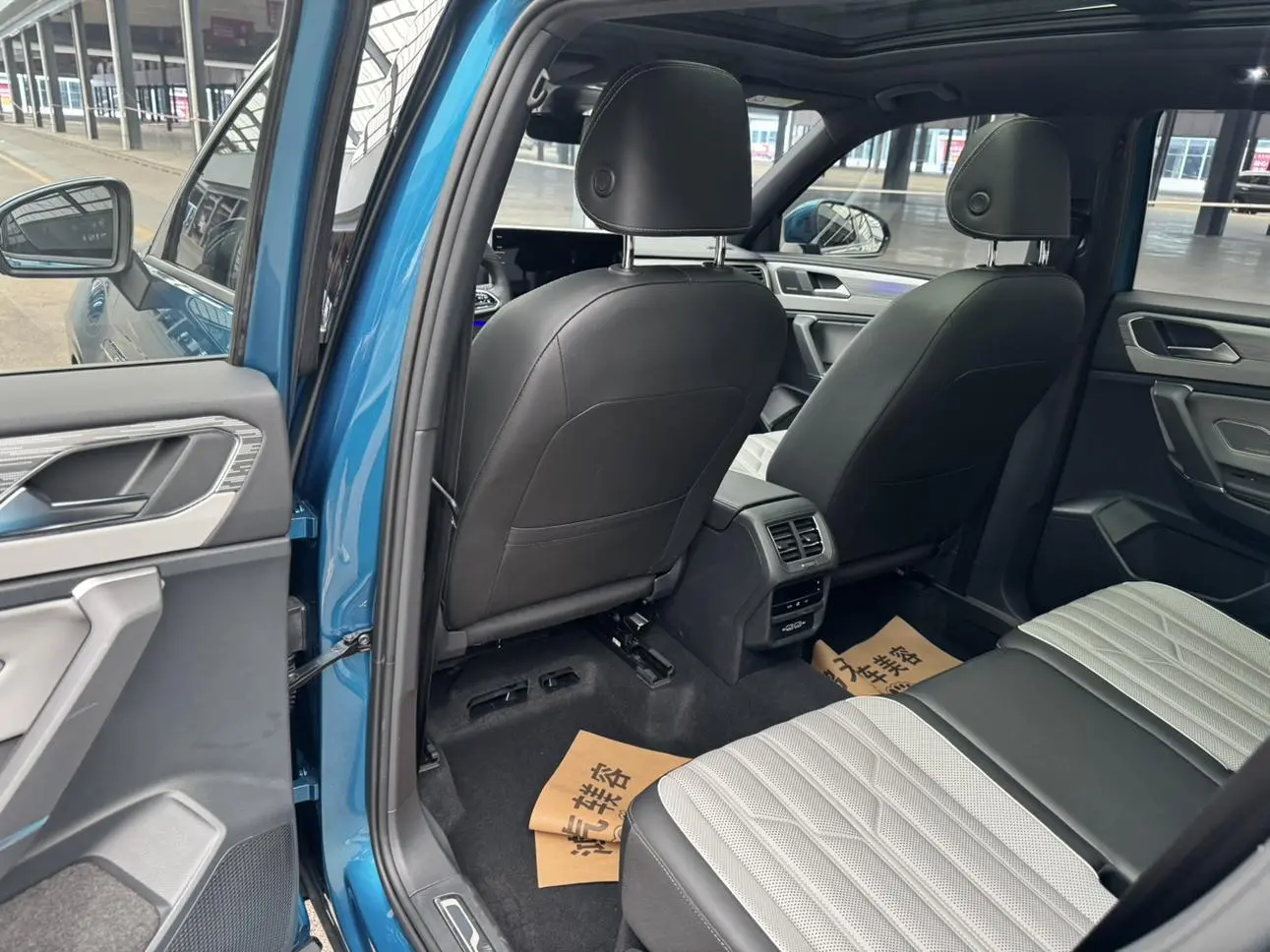Volkswagen Tanyue Facelift 380TSI four-wheel drive R-Line Pro smart edition