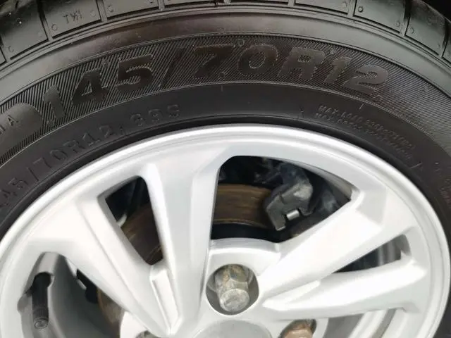 Wuling Wuling Hongguang MINIEV Free lithium iron phosphate