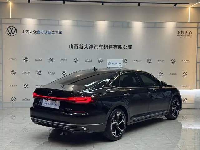 Volkswagen Passat Outstanding 380TSI Starry Sky Longyao Edition