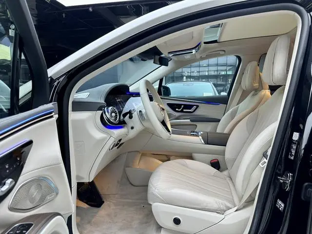 Mercedes-Benz Mercedes-Benz EQS SUV EQS 450 4MATIC Pioneer Edition