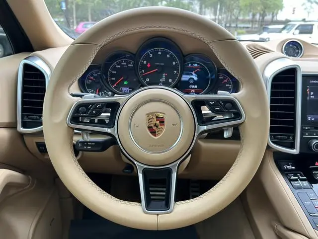 Porsche Cayenne Cayenne Platinum Edition 3.0T