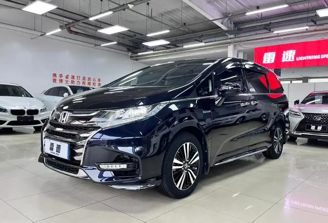 Honda Odyssey 2.0L Sharp*Exclusive Edition