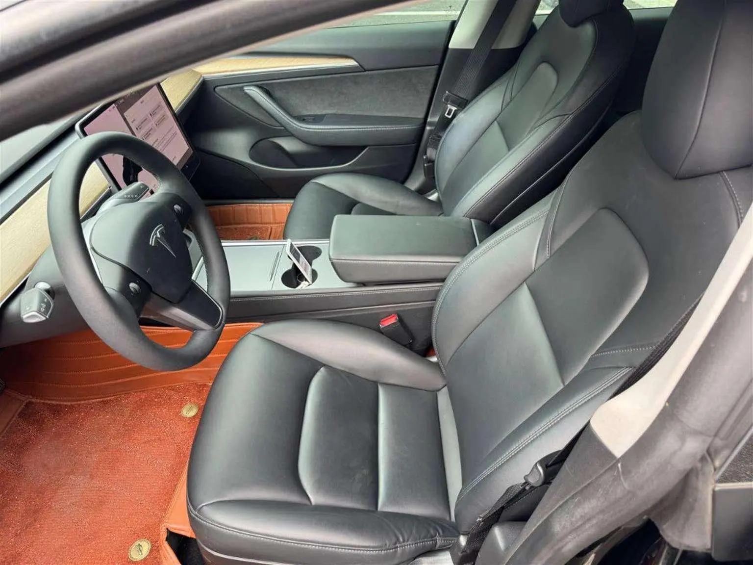 Tesla Model 3 Upgraded version of standard battery life rear drive