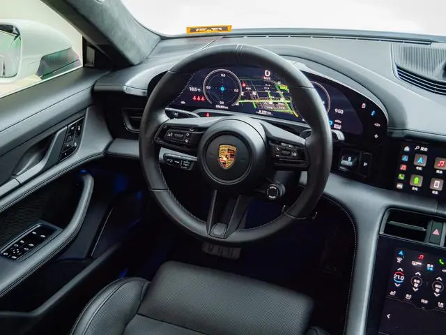 Porsche Taycan Taycan Turbo