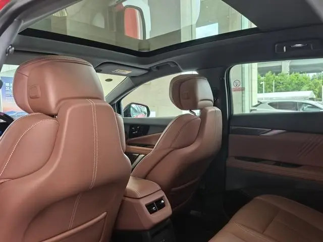 Cadillac IQ Aoge Four-wheel drive long battery life version