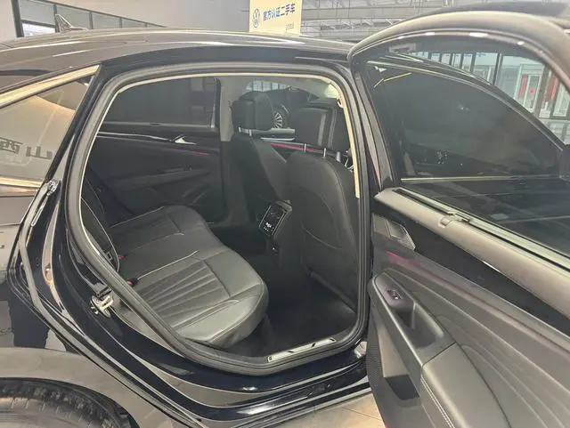 Volkswagen Passat Outstanding 380TSI Starry Sky Longyao Edition