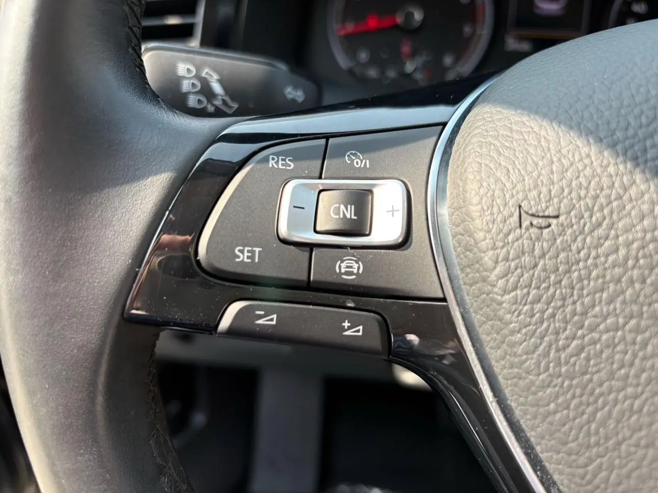 Volkswagen Tanyue 330TSI two-wheel drive luxury Smart edition