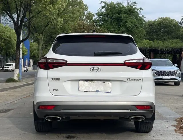 Hyundai Tucson 280TGDi dual-clutch two-wheel drive fashion version of the country VI