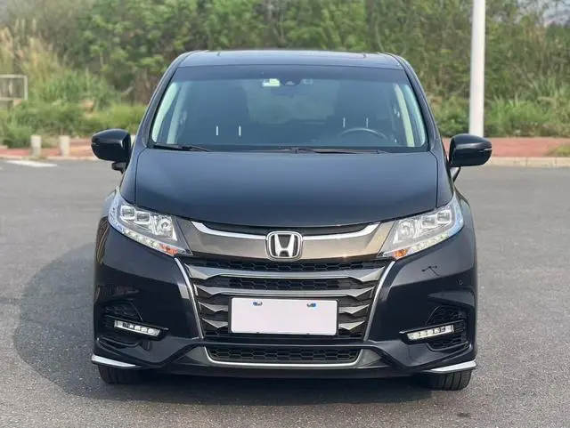 Honda Odyssey 2.0L Sharp*Exclusive Edition