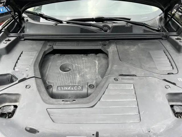 LYNK & CO Lynk 01 2.0T two-wheel drive Pro version
