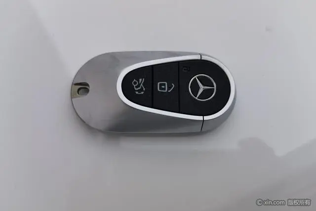Mercedes-Benz Mercedes-Benz C-class PHEV Second facelift C 350 eL