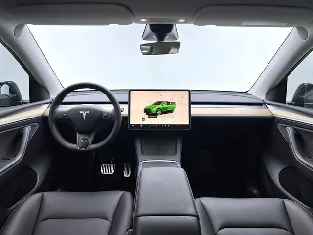 Tesla Model Y Long battery life all-wheel drive version