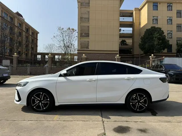 Geely Binrui Binrui COOL 1.5T DCT Champion Edition