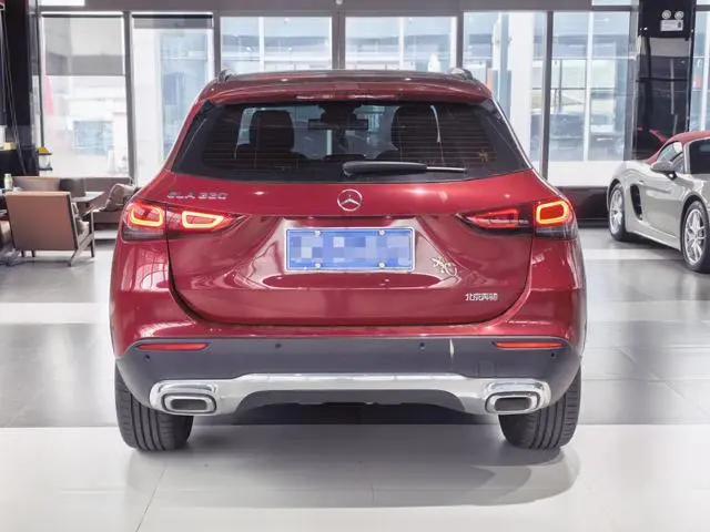 Mercedes-Benz Mercedes-Benz GLA GLA 220