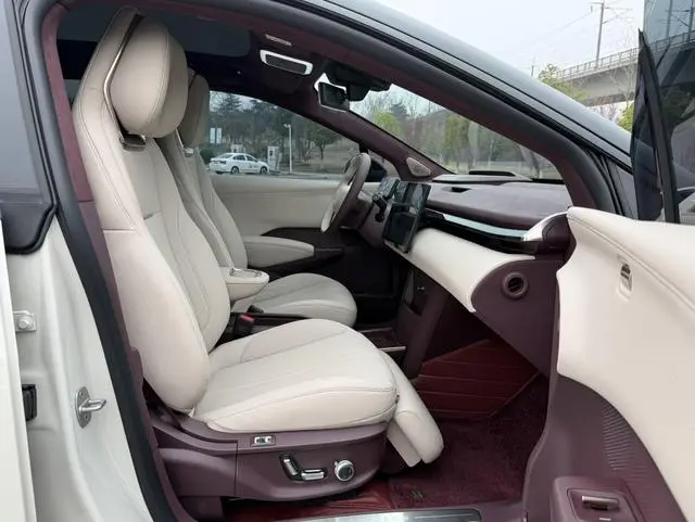 ZEEKR ZEEKR X YOU version four-seater rear drive