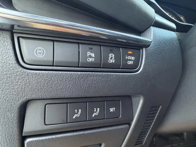 Mazda Mazda 3 Angkesaila 2.0L automatic warranty version