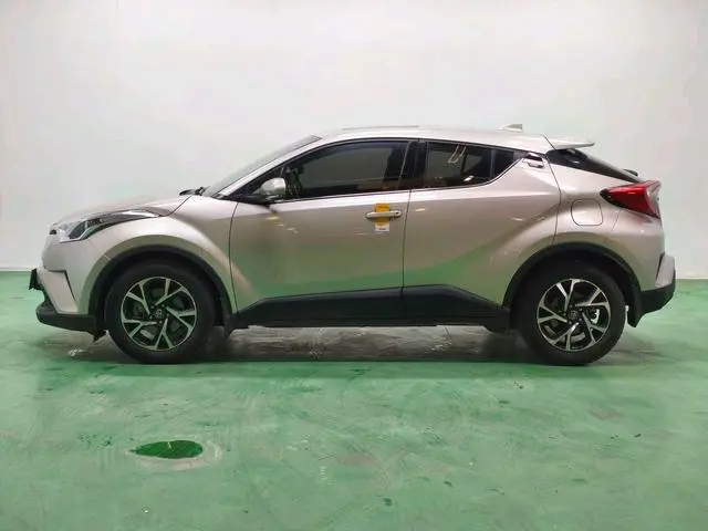 TOYOTA Toyota C-HR 2.0L Leading version