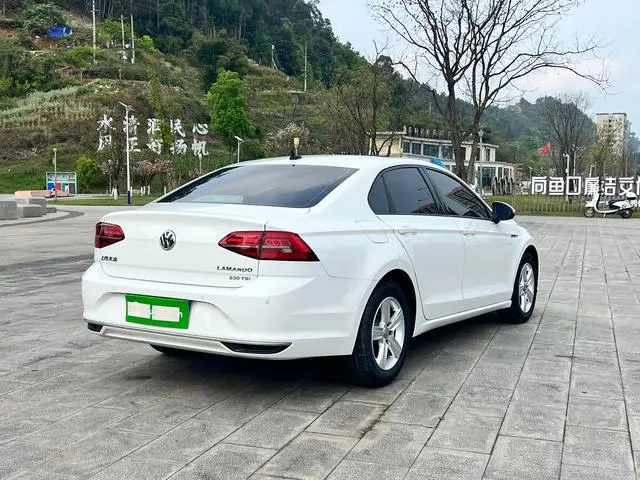 Volkswagen Lingdu 230TSI DSG Fashion Edition