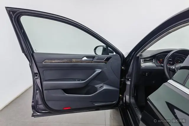 Volkswagen Magotan 330TSI DSG luxury Country V