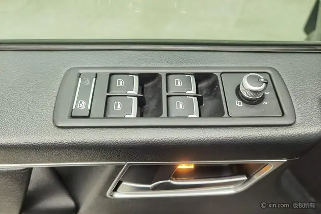 Beijing Beijing off-road BJ80 2.3T Automatic Excellent Tribute Version