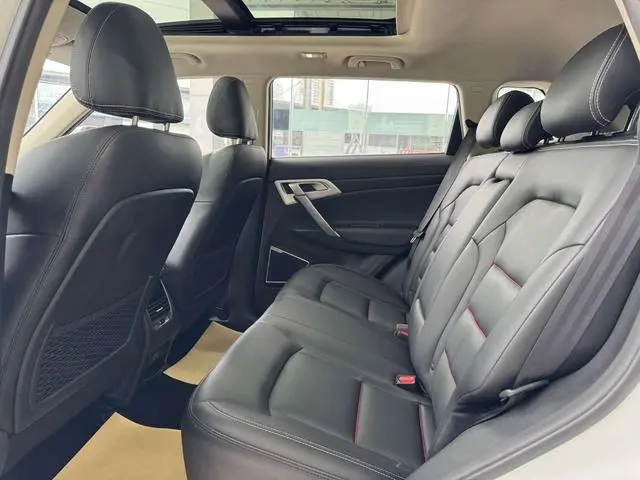 Geely Boyue 1.8TD automatic two-wheel drive intelligent 4G connected version
