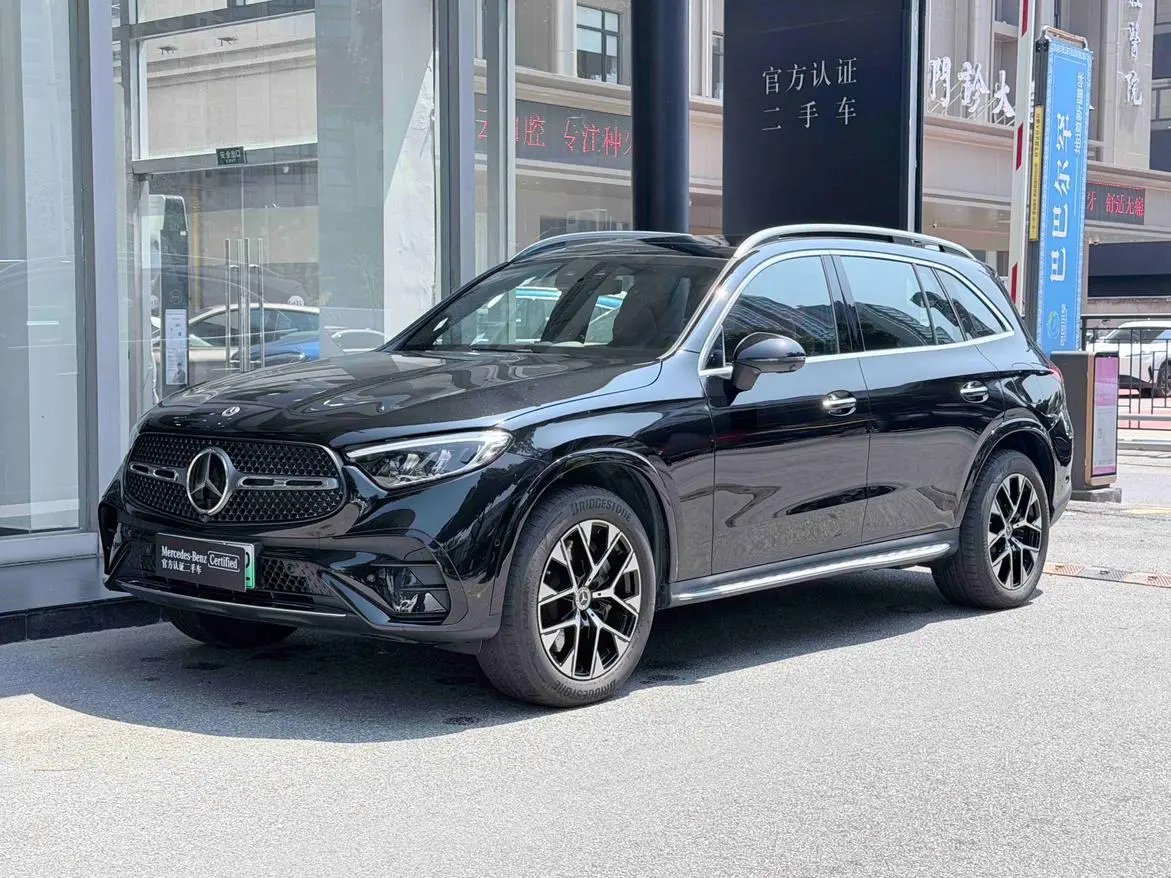 Mercedes-Benz Mercedes-Benz GLC PHEV GLC 350 e L 4MATIC Collector's Edition