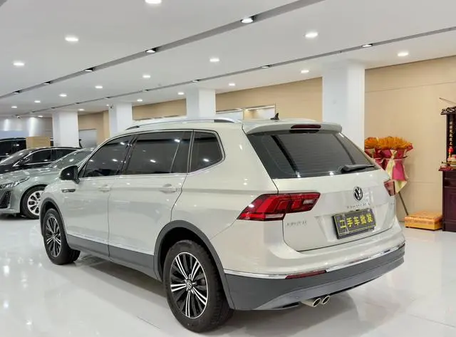 Volkswagen Tiguan L 330TSI automatic two-wheel drive Smart edition