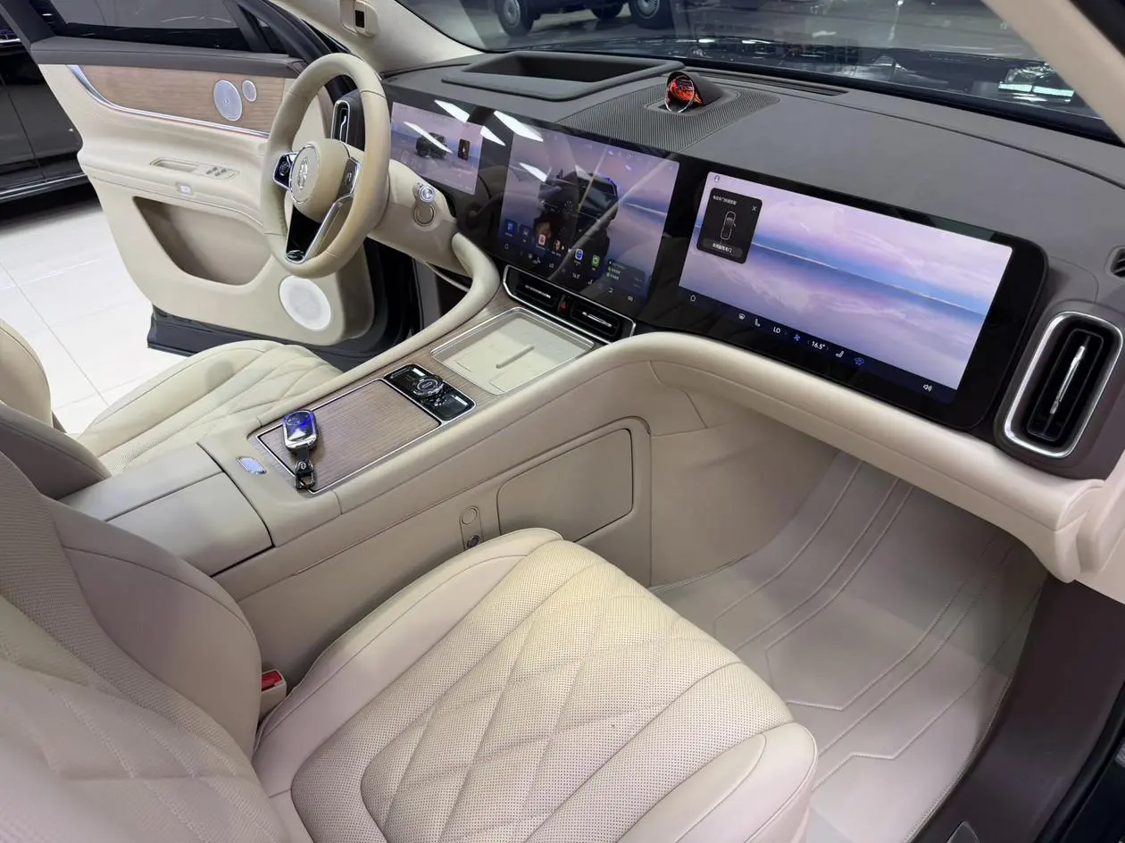 AITO Ask the world M9 Extended range Ultra six-seater version