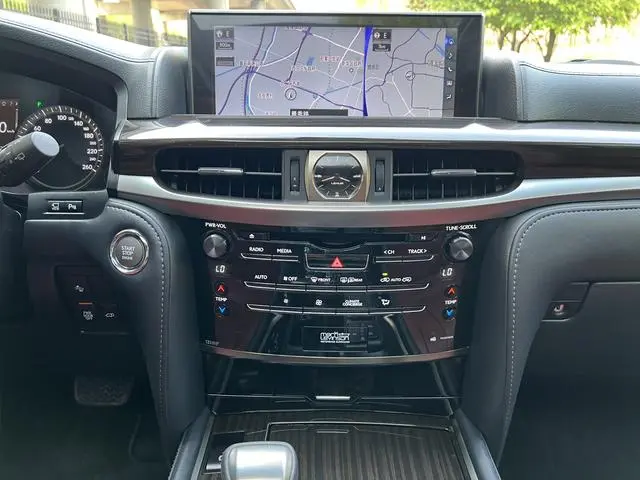 Lexus Lexus LX 570 Premium Deluxe Edition