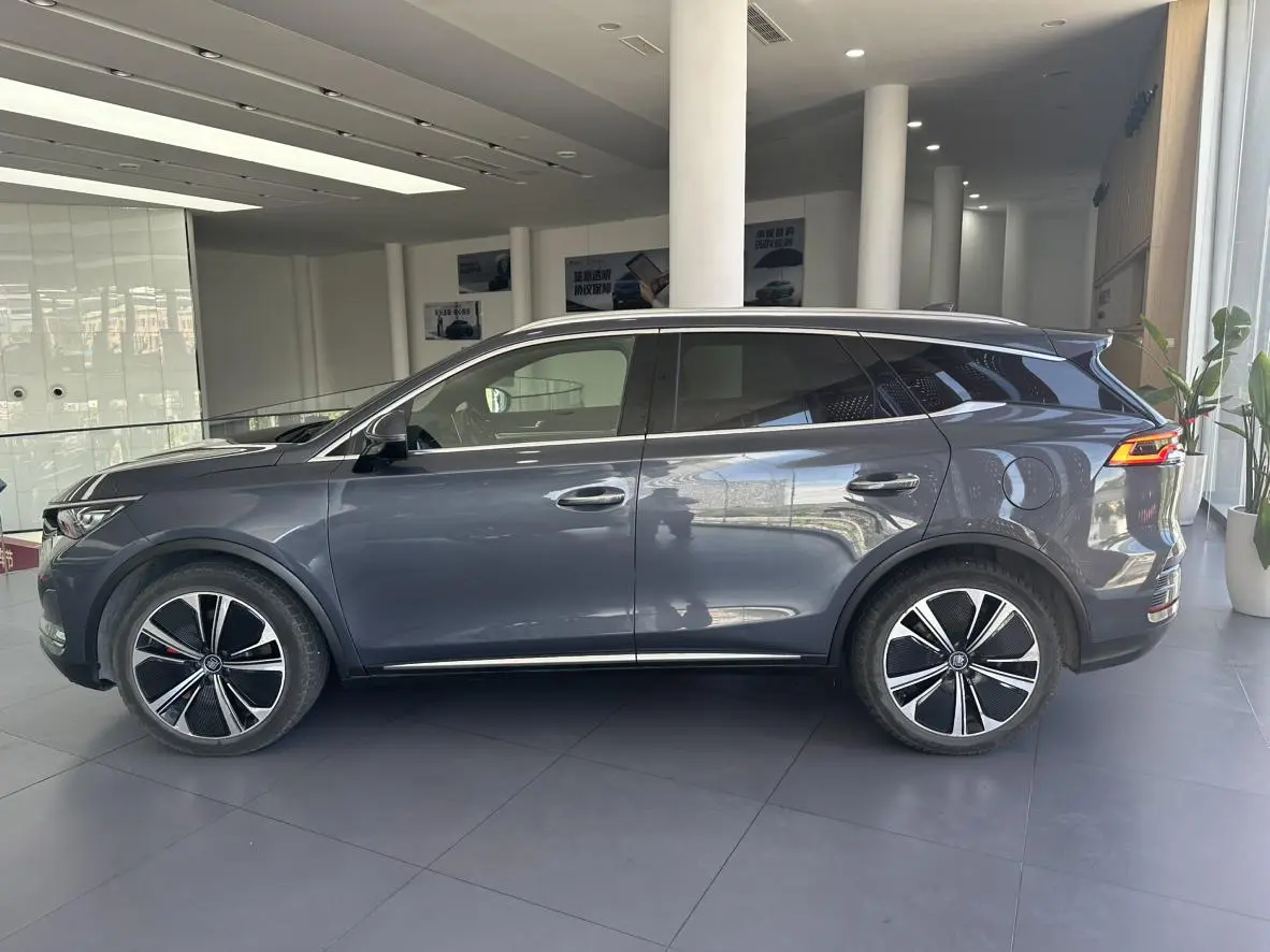 BYD Tang DM DM-p 215KM four-wheel drive exclusive type