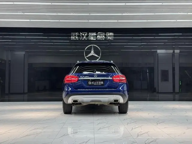 Mercedes-Benz Mercedes-Benz GLA GLA 200 Blues Edition