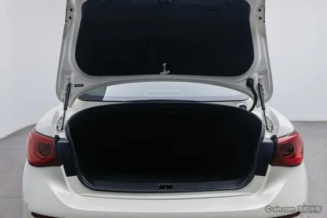 Infiniti Infiniti Q50L 2.0T Comfort Edition