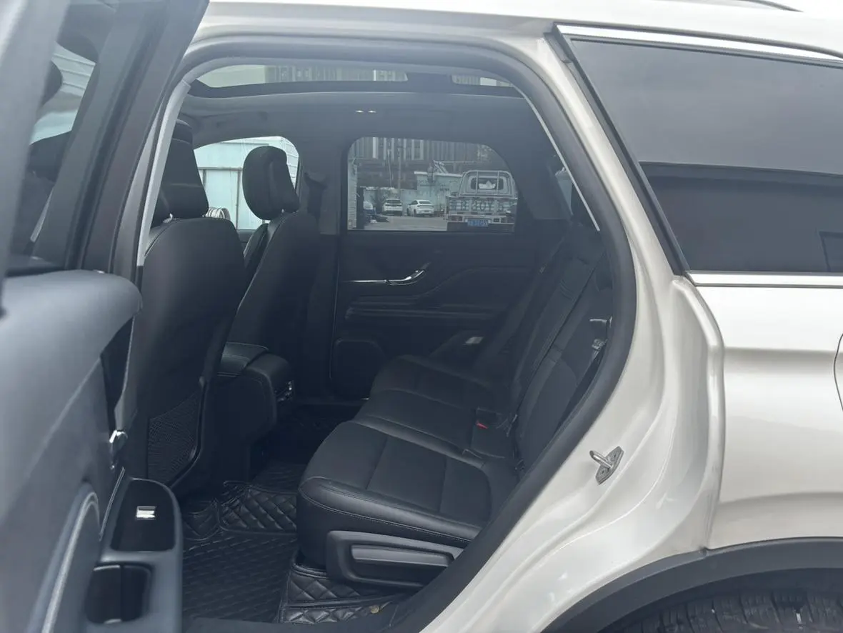 Lincoln Adventurer 2.0T two-wheel drive Exclusive edition