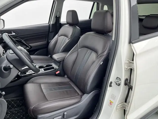 GAC Trumpchi GS4 270T automatic two-wheel drive luxury smart version
