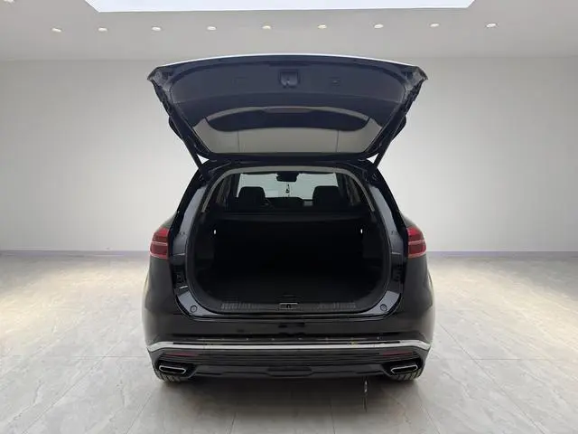 Hongqi Hongqi HS5 Facelift 2.0T Zhilian Flag Enjoy Edition