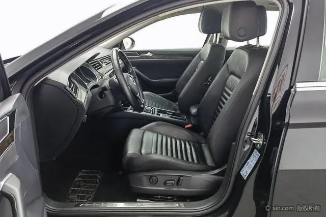 Volkswagen Magotan 330TSI DSG luxury Country V