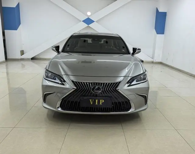 Lexus Lexus ES 200 Excellent Edition