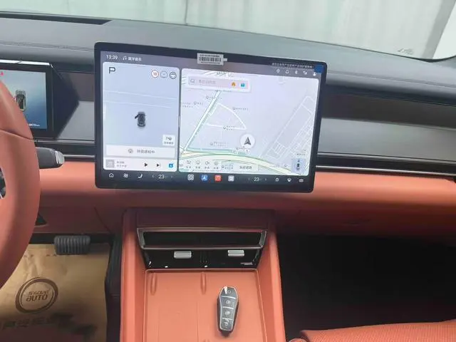 BYD Tang L DM DM-i 215KM two-wheel drive lidar flagship type