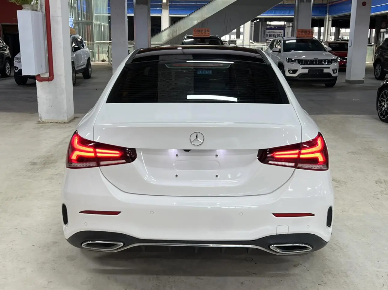 Mercedes-Benz Mercedes-Benz A-class A 200 L sports sedan