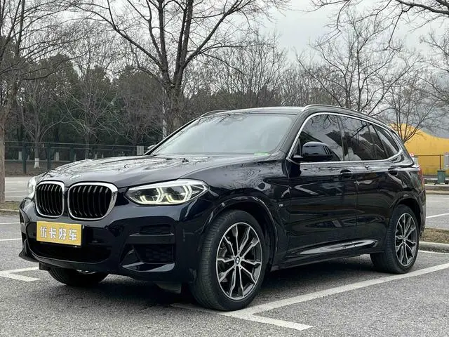 BMW BMW X3 xDrive28i M sports suit