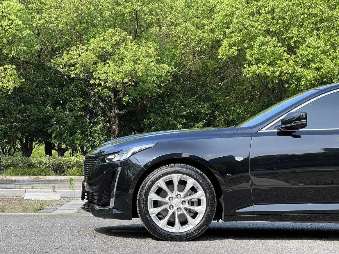 Cadillac Cadillac CT5 28T Luxury Standard Edition