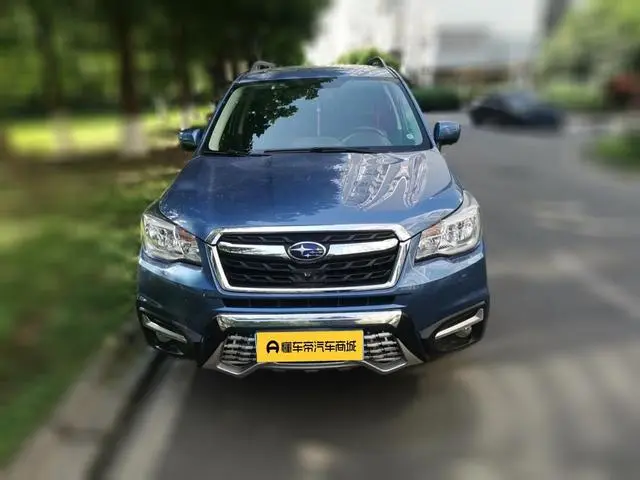 Subaru FORESTER Forester 2.0i Deluxe Navigation Version