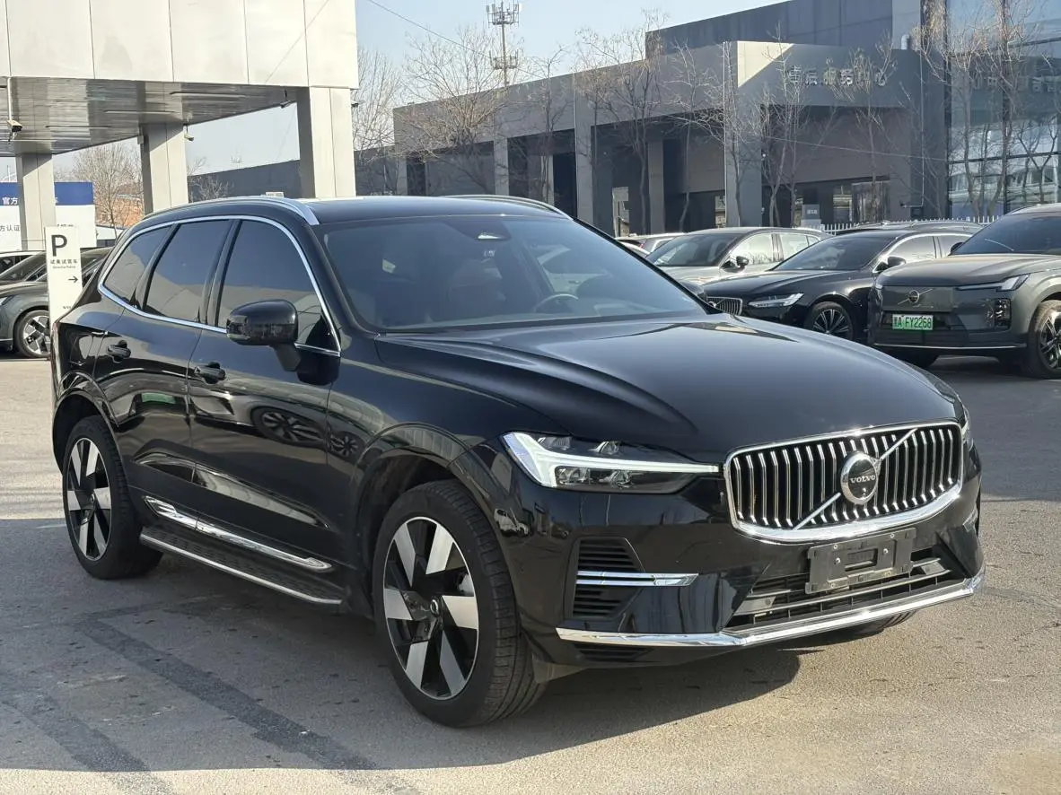 Volvo Volvo XC60 PHEV T8 four-wheel drive long battery life Zhiyuan Deluxe Edition