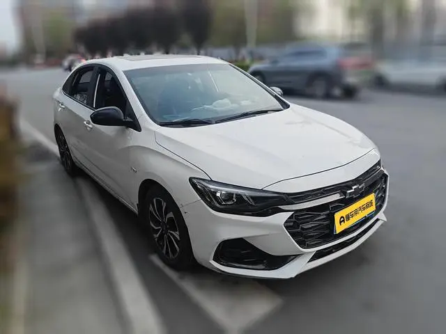 Chevrolet Cruze RS 330T Automatic Fun Version