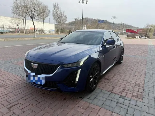 Cadillac Cadillac CT5 28T platinum sporty