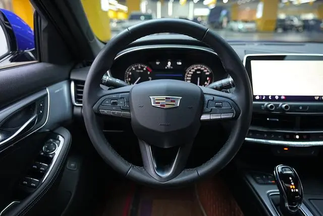 Cadillac Cadillac CT5 28T luxury